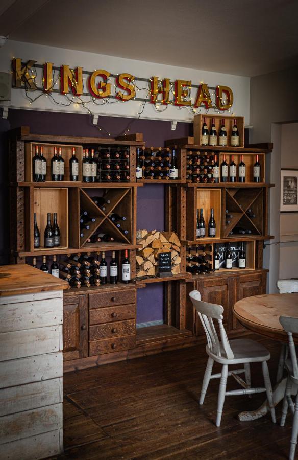 The Kings Head Bed & Breakfast Wye Bagian luar foto