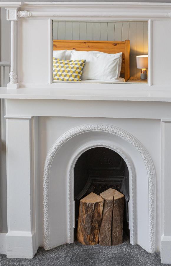 The Kings Head Bed & Breakfast Wye Bagian luar foto