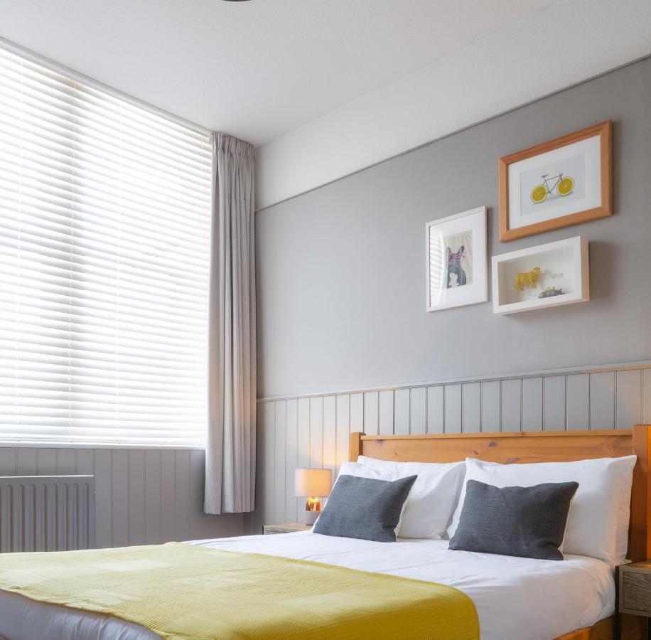 The Kings Head Bed & Breakfast Wye Bagian luar foto