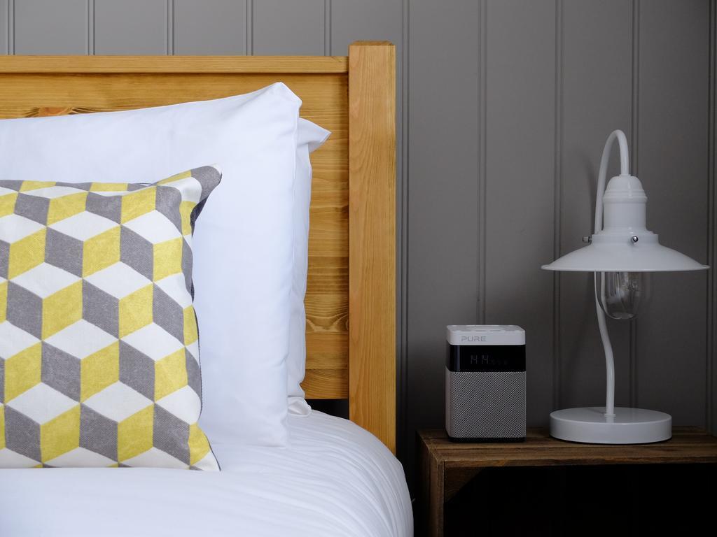 The Kings Head Bed & Breakfast Wye Bagian luar foto