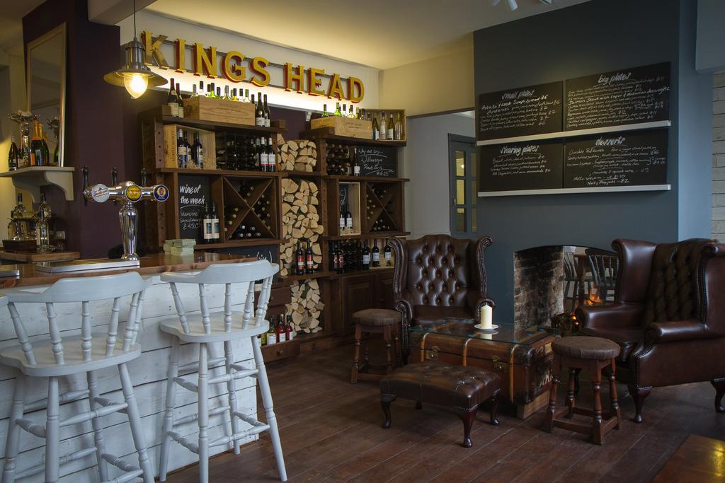 The Kings Head Bed & Breakfast Wye Bagian luar foto